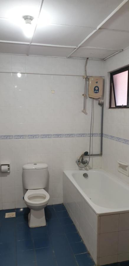 Marina Court Resort Kota Kinabalu-Stay And Get Cash Rebate Exteriör bild