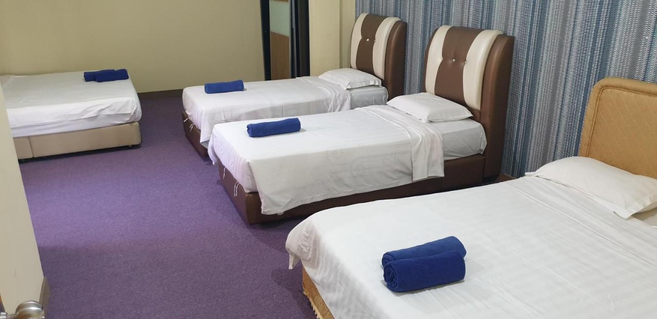 Marina Court Resort Kota Kinabalu-Stay And Get Cash Rebate Exteriör bild