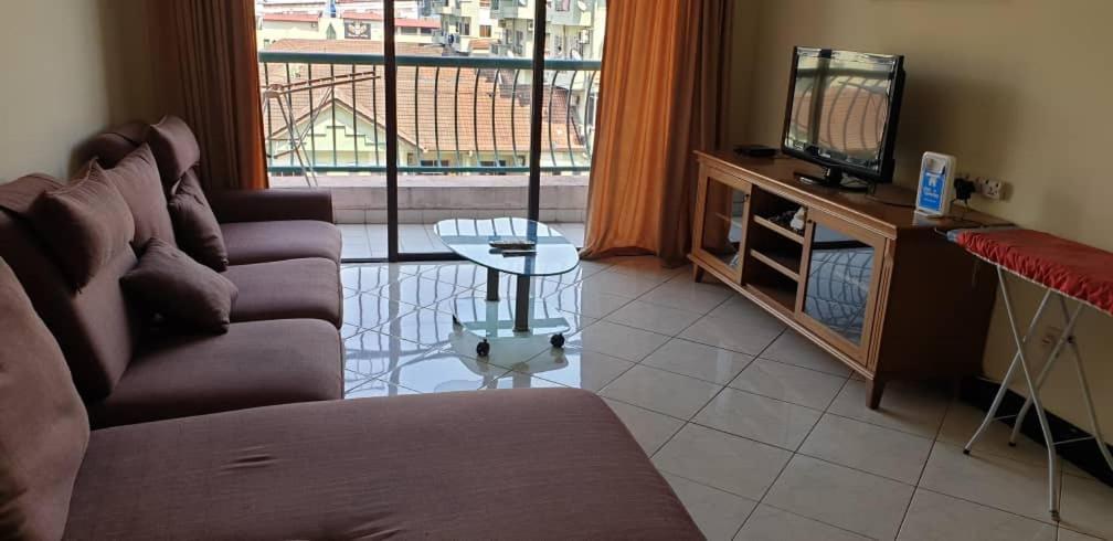 Marina Court Resort Kota Kinabalu-Stay And Get Cash Rebate Exteriör bild