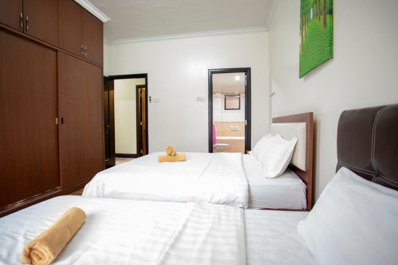 Marina Court Resort Kota Kinabalu-Stay And Get Cash Rebate Exteriör bild